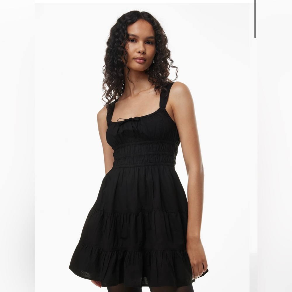 Aritzia Sunday Best Martine Poplin Dress